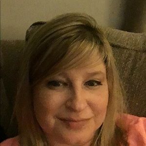 Meet your Posher, Becky